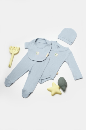 Haine copii - Set 4 piese:body, pantaloni, baveta si caciulita Bamboo, bleu, BabyCosy, 50% bumbac+50%bambus