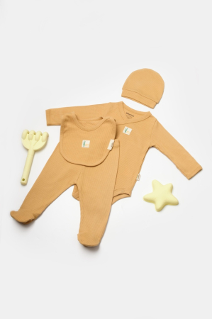 Haine copii - Set 4 piese:body, pantaloni, baveta si caciulita Bamboo, maro, BabyCosy, 50% bumbac+50%bambus