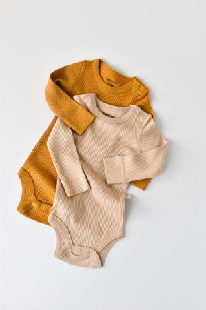 Body-uri și salopete bebeluși - Set de 2 body-uri cu maneca lunga din bumbac organic si modal - Mustar/Somon BabyCosy