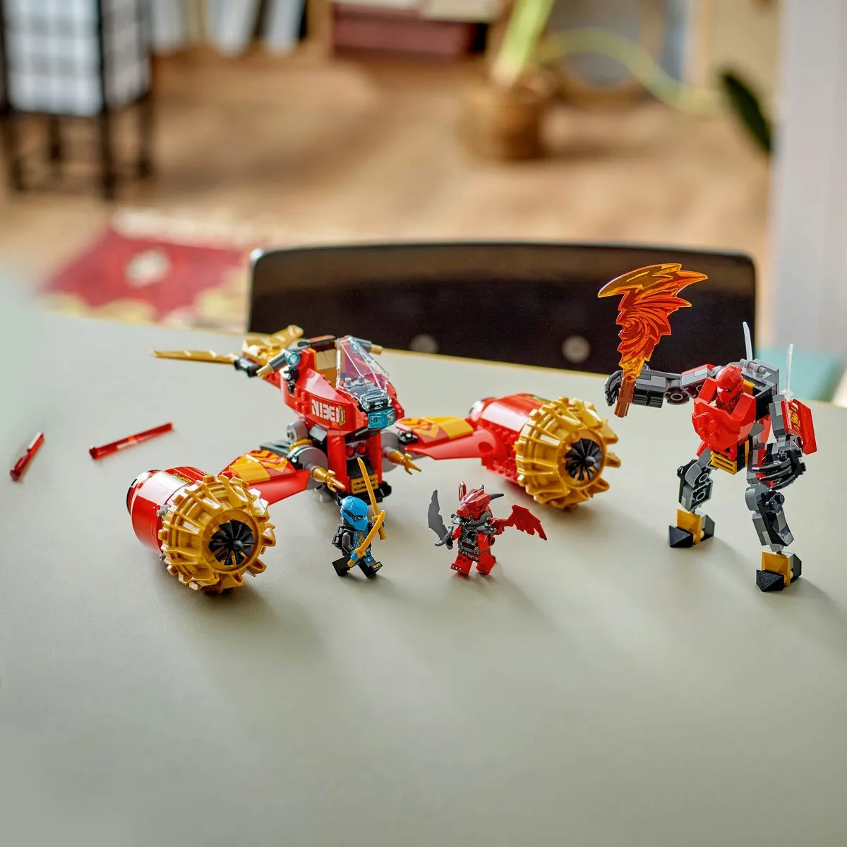 Lego Ninjago Vehiculul Robot Zburator al Lui Kai 71830 [5]