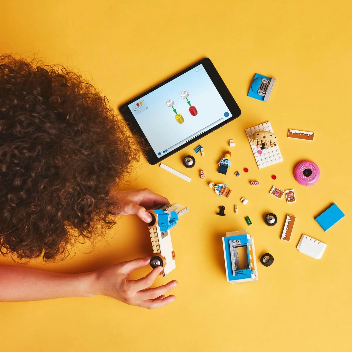 LEGO CITY Furgoneta De Gogosi 60452 [3]