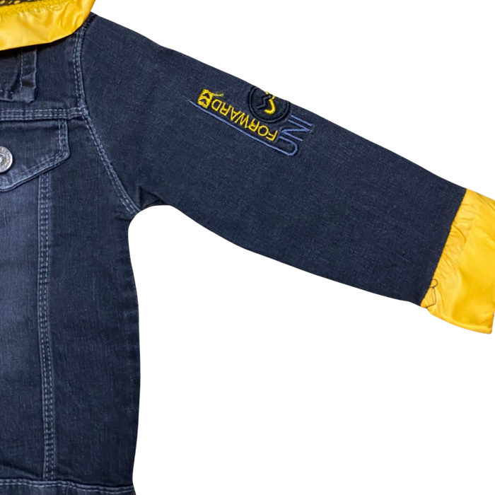 Jachetă copii din denim bleumarin cu glugă galbenă detașabilă și detalii brodate [3]