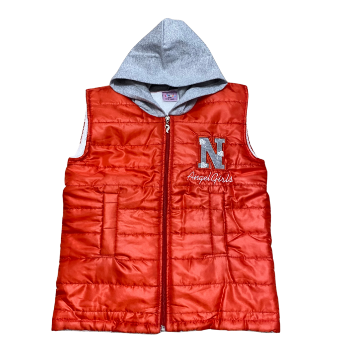 Vesta matlasată roșie cu glugă gri și broderie „N Angel Girls” [1]