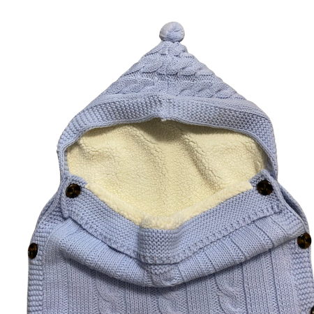 Sac tricotat bebe din bumbac cu interior călduros și glugă cu nasturi laterali [1]