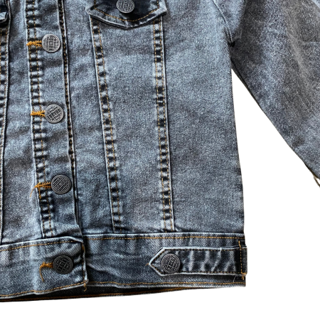 Set pentru bebeluși cu vestă matlasată, bluză imprimată și pantaloni confortabili [1]