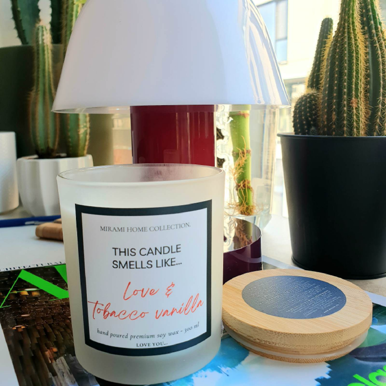 Lumânare parfumată din ceară de soia premium – THIS CANDLE SMELLS LIKE…Tobacco&Vanilla [1]