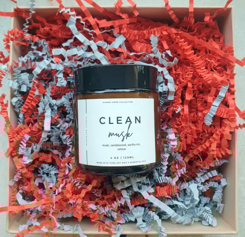 HOME ❤ COLLECTION - Lumanare parfumata din ceara de soia premium, Clean Musk, 120ml