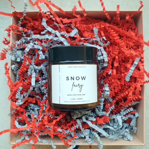 HOME ❤ COLLECTION - Lumanare parfumata din ceara de soia premium, SNOW FAIRY, 120ml