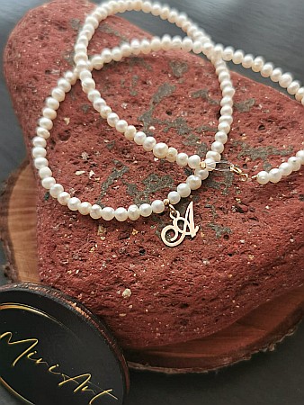 Colier Strălucire Perlată cu inițiala A – Perle de Cultură [3]