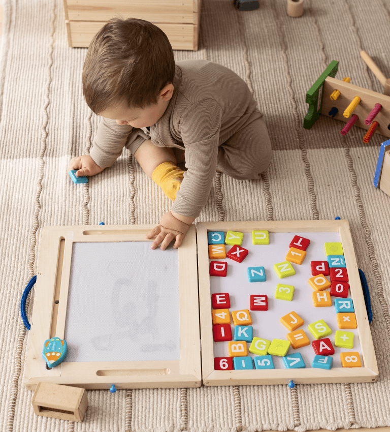 Joacă inteligentă pentru minți curioase