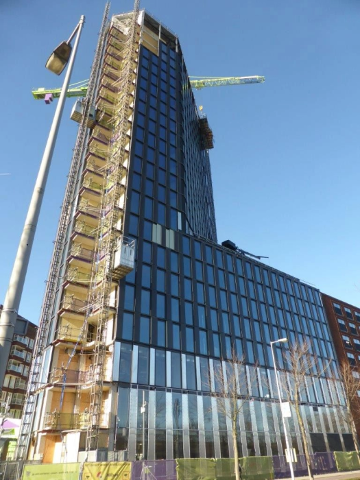 Ascensor pentru persoane si materiale DE JONG HP200S H maxim 150m sarcina maxima 2000kg 400V [6]