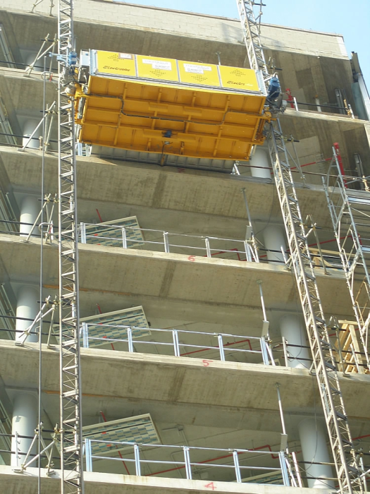 Bob Lift ELECTROELSA EHPM 2500 Bicoloana 400V inaltime maxima 160 m sarcina maxima 2000 kg [2]