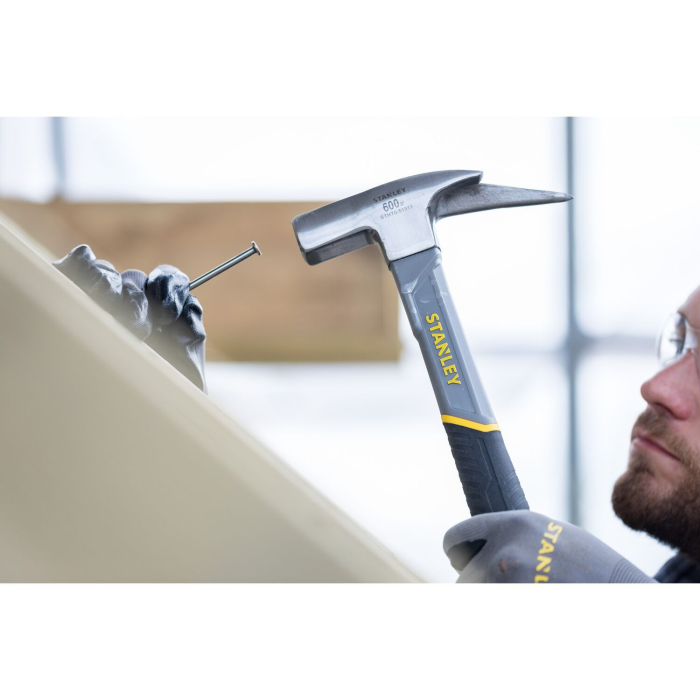 Ciocan dulgher varfuri inegale greutate cap 600g cu magnet coada fibra si bimaterial [5]