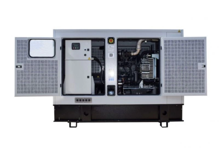 Generator insonorizat Genmac King G60PSA, 66kVA 400V, DSE7320+GP+WH [2]