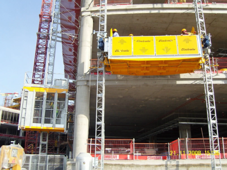 BOB LIFTURI - Bob Lift ELECTROELSA EHPM 2500 Bicoloana 400V inaltime maxima 160 m sarcina maxima 2000 kg