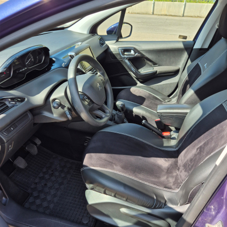 Închiriere Peugeot 208 [6]