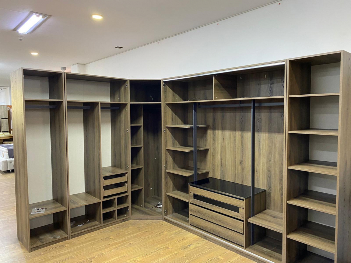 Dressing Modular Maya [2]