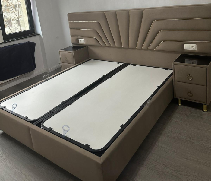 Pat tapitat Venus, cadru metalic cu somiera rabatabila si lada depozitare [14]