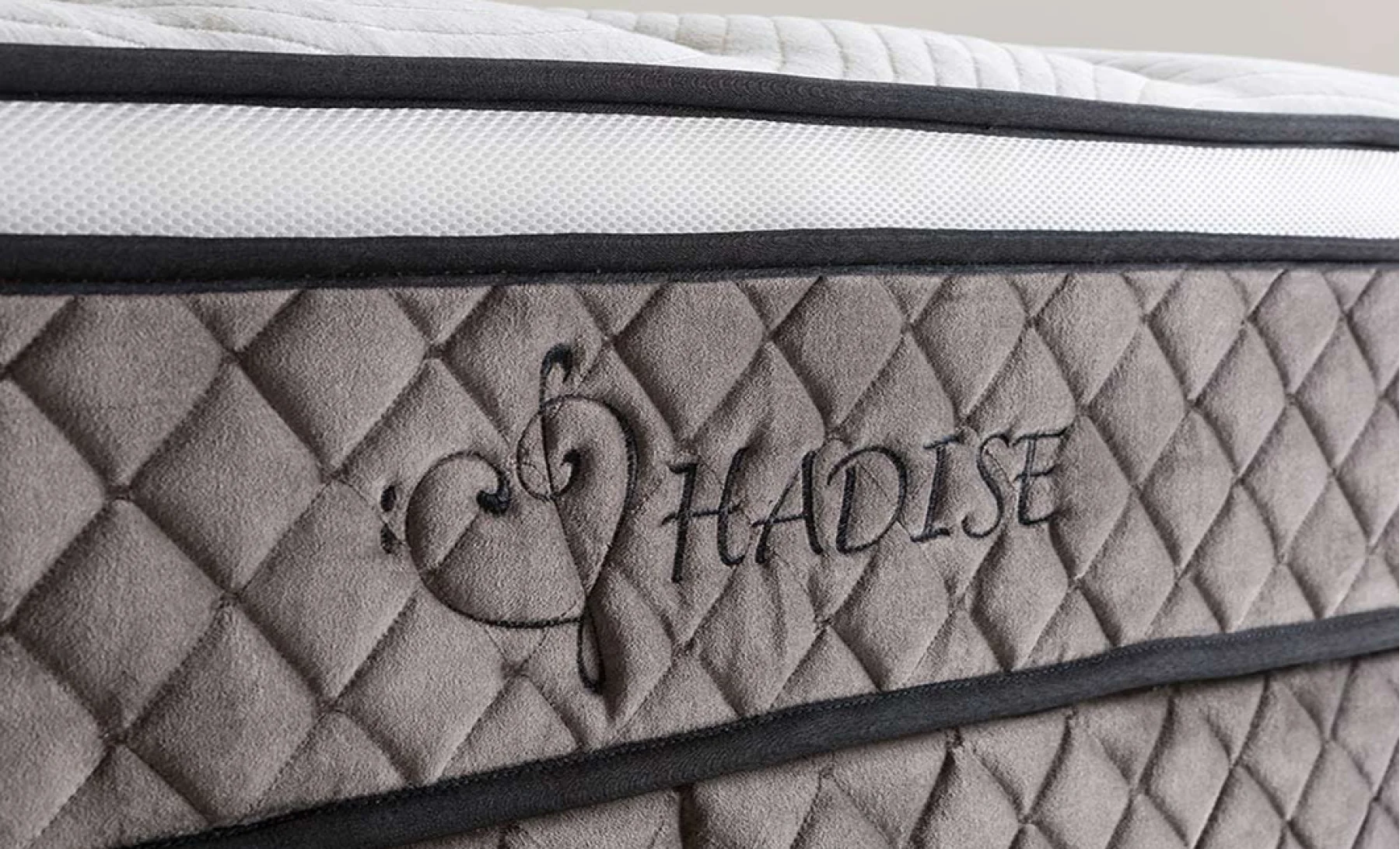 Pat Hadise Grey 160x200 [7]