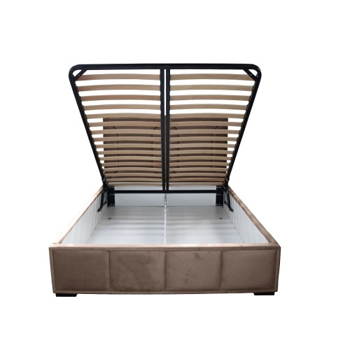 Pat tapitat Gold Patrat 140 x 200 M09 [5]