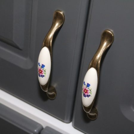 Corp inferior 30 cu 1 usa Zebra MDF gri dungi [2]