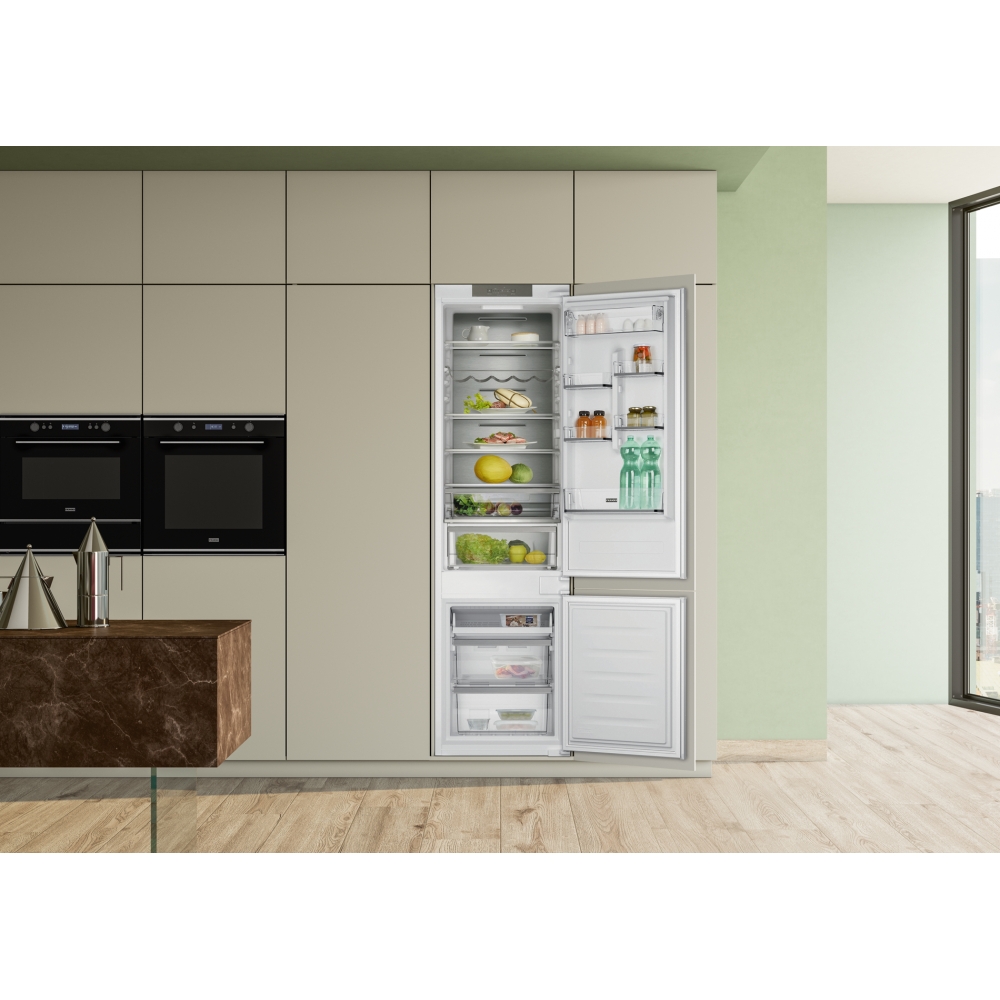 Built-in Fridge Freezer FCB 360 TNF NE D [2]