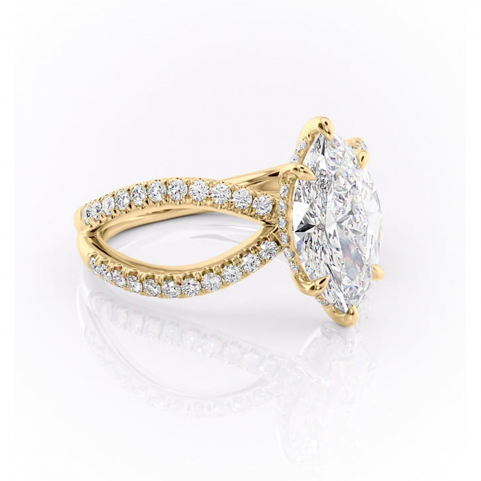 Inel de logodnă Acacia din aur Galben 14kt cu moissanite tăietură marquise – Montură pavé rafinată pentru profil înalt | Personalizează și configurează gratuit online [1]