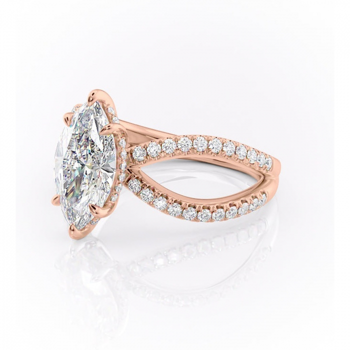 Inel de logodnă Acacia din aur Rose 14kt cu moissanite tăietură marquise – Montură pavé rafinată pentru profil înalt | Personalizează și configurează gratuit online [7]