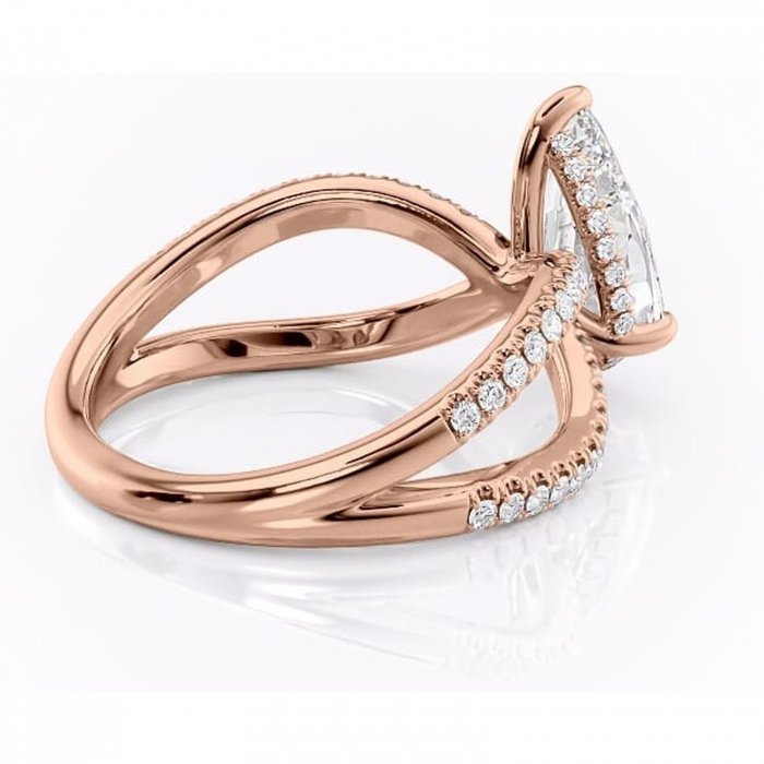 Inel de logodnă Acacia din aur Rose 18kt cu moissanite tăietură pară – Montură pavé rafinată pentru profil înalt | Personalizează și configurează gratuit online [3]