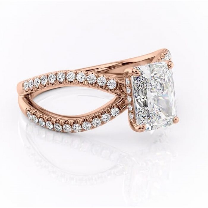 Inel de logodnă Acacia din aur Rose 14kt cu moissanite tăietură radiantă – Montură pavé rafinată pentru profil înalt | Personalizează și configurează gratuit online [1]