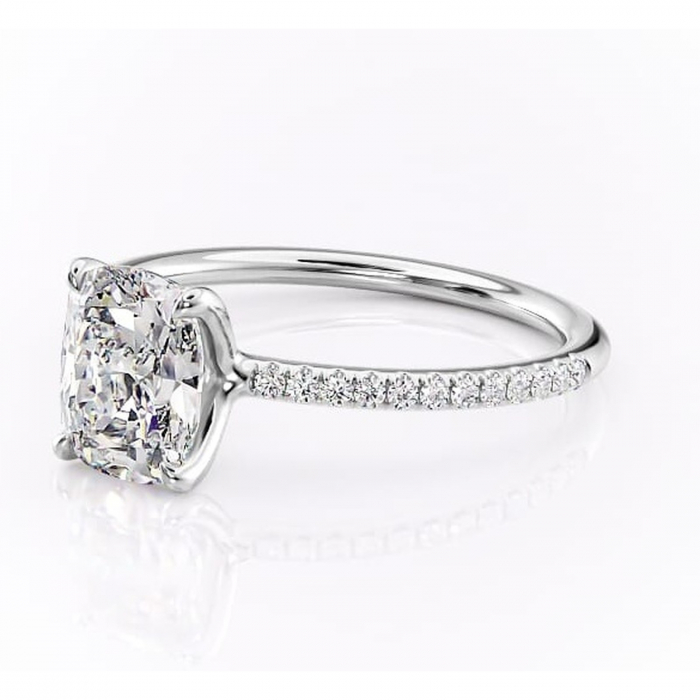 Inel de logodnă Adelaide din aur Alb 14kt cu moissanite tăietură pernă – Montură pavé rafinată pentru profil jos | Personalizează și configurează gratuit online [7]