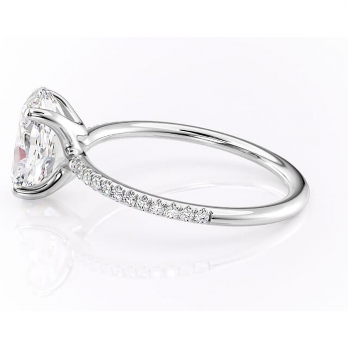 Inel de logodnă Adelaide din aur Alb 14kt cu moissanite tăietură ovală – Montură pavé rafinată pentru profil jos | Personalizează și configurează gratuit online [6]