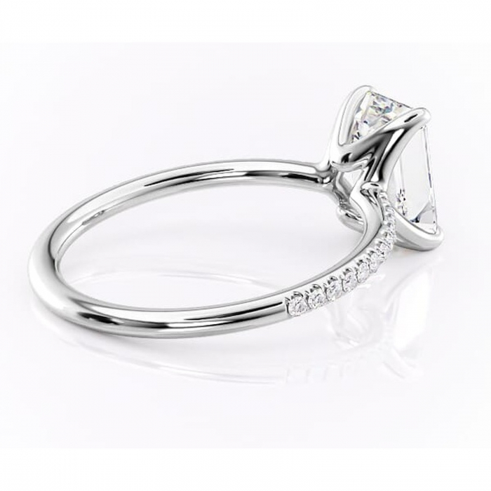 Inel de logodnă Adelaide din aur Alb 14kt cu moissanite tăietură smarald – Montură pavé rafinată pentru profil jos | Personalizează și configurează gratuit online [3]