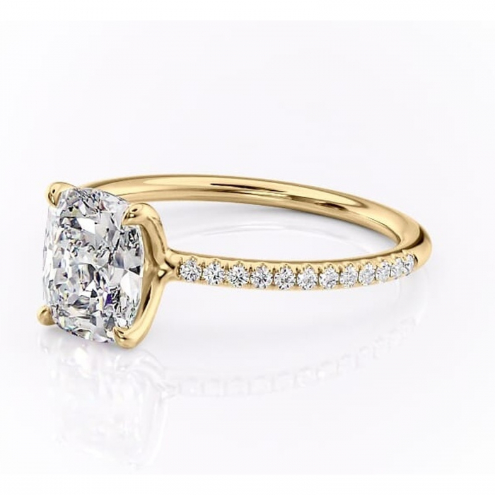 Inel de logodnă Adelaide din aur Galben 14kt cu moissanite tăietură pernă – Montură pavé rafinată pentru profil jos | Personalizează și configurează gratuit online [7]
