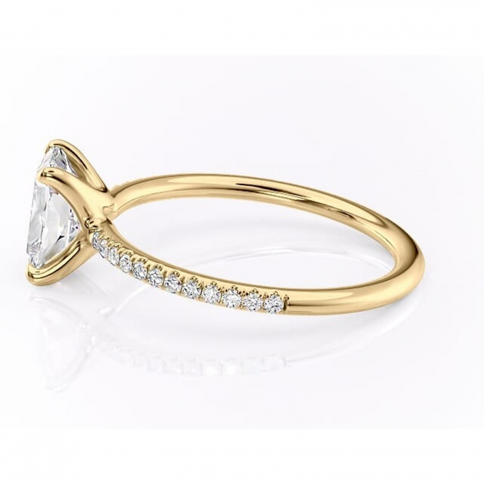 Inel de logodnă Adelaide din aur Galben 14kt cu moissanite tăietură pernă – Montură pavé rafinată pentru profil jos | Personalizează și configurează gratuit online [6]