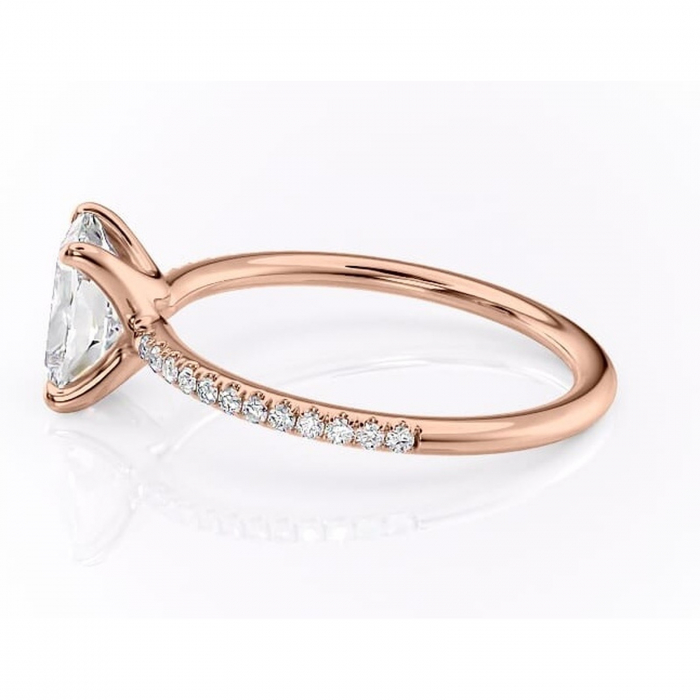 Inel de logodnă Adelaide din aur Rose 14kt cu moissanite tăietură pernă – Montură pavé rafinată pentru profil jos | Personalizează și configurează gratuit online [6]