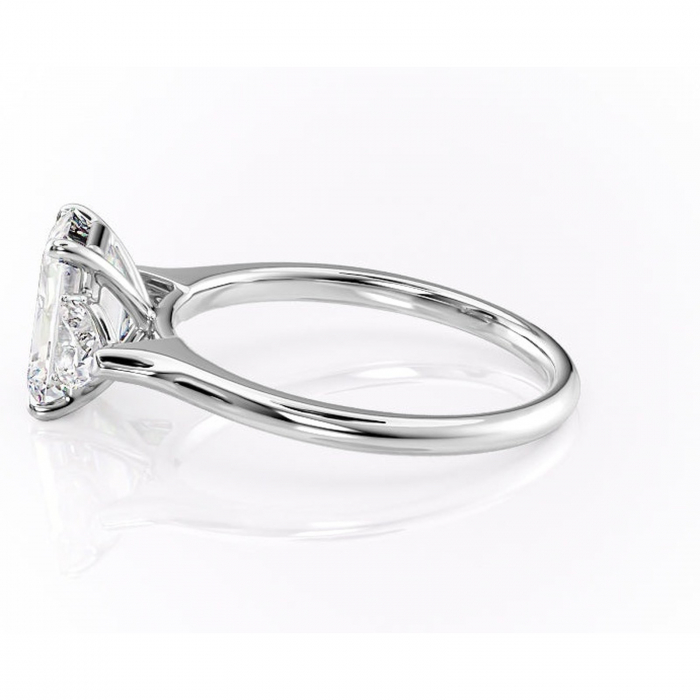 Inel de logodnă Aislyn din aur Alb 14kt cu moissanite tăietură smarald – Montură cu trei pietre rafinată pentru profil înalt | Personalizează și configurează gratuit online [6]