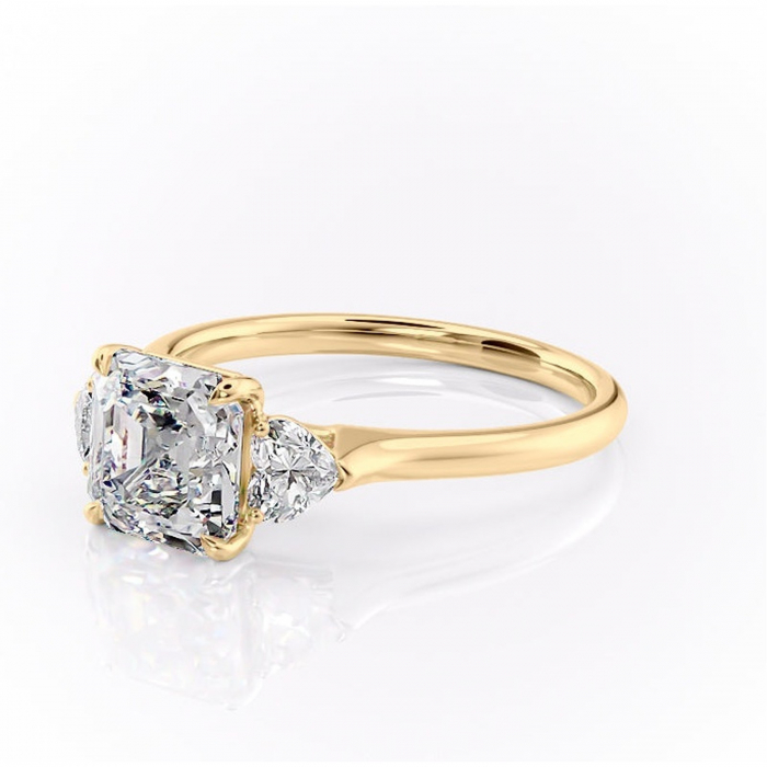 Inel de logodnă Aislyn din aur Galben 14kt cu moissanite tăietură asscher – Montură cu trei pietre rafinată pentru profil înalt | Personalizează și configurează gratuit online [7]