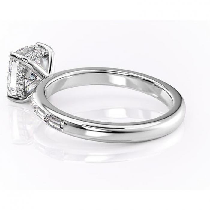 Inel de logodnă Alexandra din aur Alb 14kt cu moissanite tăietură pernă – Montură cu canal rafinată pentru profil înalt | Personalizează și configurează gratuit online [5]