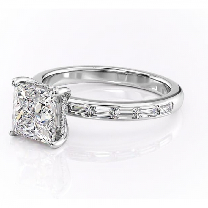 Inel de logodnă Alexandra din aur Alb 14kt cu moissanite tăietură princess – Montură cu canal rafinată pentru profil înalt | Personalizează și configurează gratuit online [7]