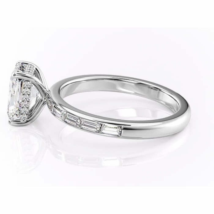 Inel de logodnă Alexandra din aur Alb 14kt cu moissanite tăietură radiantă – Montură cu canal rafinată pentru profil înalt | Personalizează și configurează gratuit online [6]