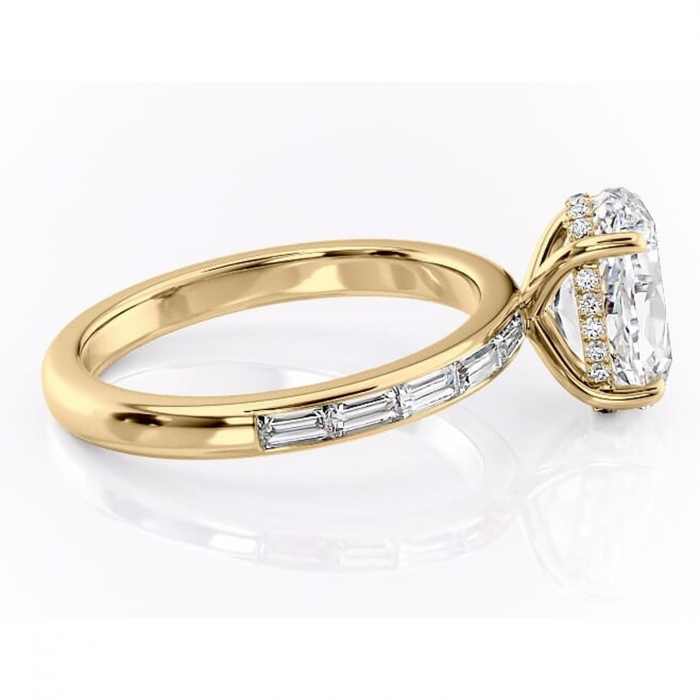 Inel de logodnă Alexandra din aur Galben 14kt cu moissanite tăietură ovală – Montură cu canal rafinată pentru profil înalt | Personalizează și configurează gratuit online [2]