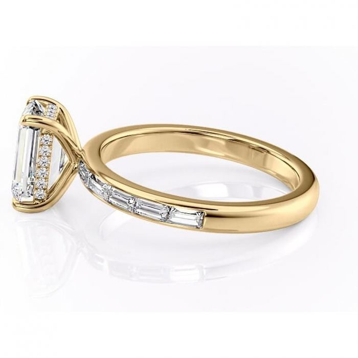 Inel de logodnă Alexandra din aur Galben 14kt cu moissanite tăietură smarald – Montură cu canal rafinată pentru profil înalt | Personalizează și configurează gratuit online [6]