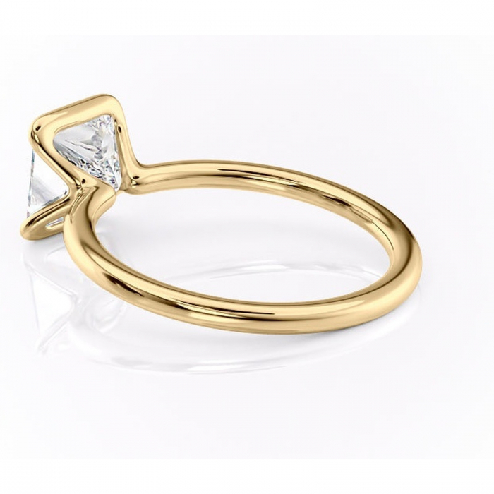 Inel de logodnă Alouette din aur Galben 18kt cu moissanite tăietură princess – Solitar rafinată pentru profil mediu | Personalizează și configurează gratuit online [5]