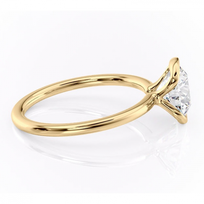 Inel de logodnă Alouette din aur Galben 14kt cu moissanite tăietură rotundă – Solitar rafinată pentru profil mediu | Personalizează și configurează gratuit online [2]