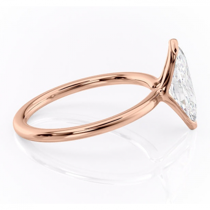 Inel de logodnă Alouette din aur Rose 18kt cu moissanite tăietură marquise – Solitar rafinată pentru profil mediu | Personalizează și configurează gratuit online [2]