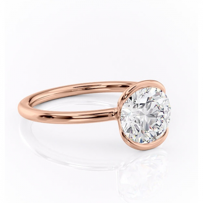 Inel de logodnă Alouette din aur Rose 14kt cu moissanite tăietură rotundă – Solitar rafinată pentru profil mediu | Personalizează și configurează gratuit online [1]