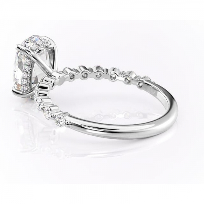 Inel de logodnă Amara din aur Alb 14kt cu moissanite tăietură ovală – Pietre laterale rafinată pentru profil înalt | Personalizează și configurează gratuit online [5]