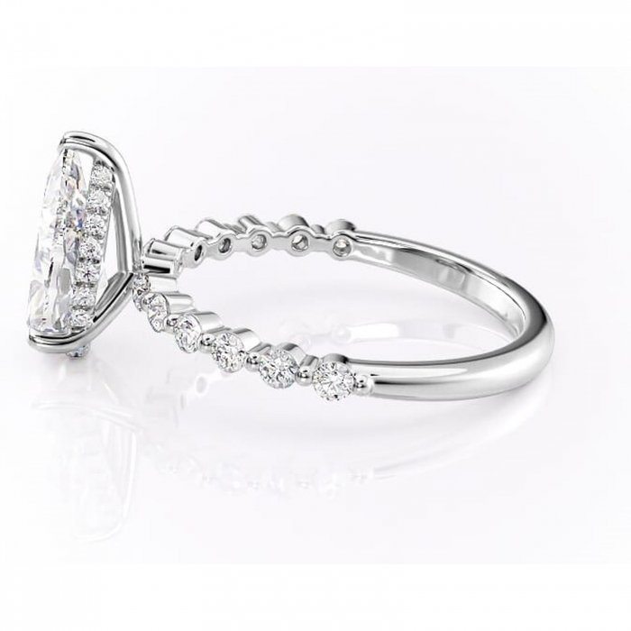 Inel de logodnă Amara din aur Alb 18kt cu moissanite tăietură pară – Pietre laterale rafinată pentru profil înalt | Personalizează și configurează gratuit online [6]