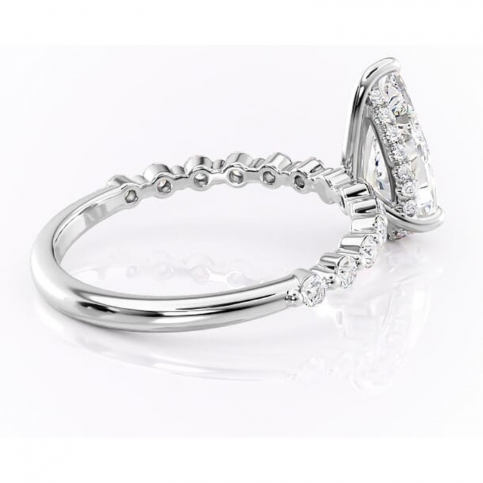 Inel de logodnă Amara din aur Alb 18kt cu moissanite tăietură pară – Pietre laterale rafinată pentru profil înalt | Personalizează și configurează gratuit online [3]